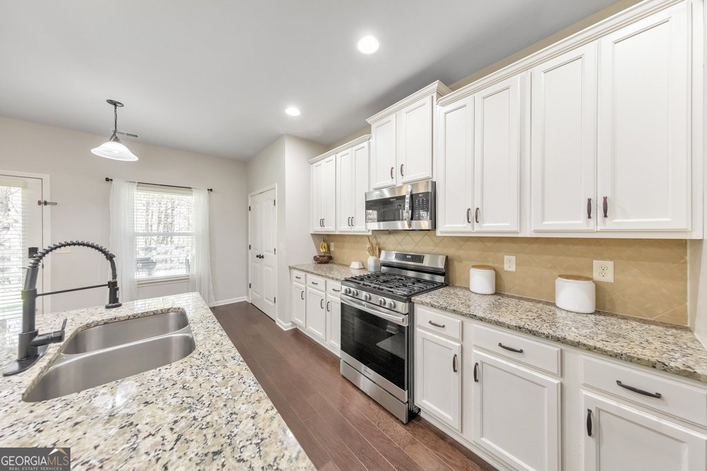 311 Nobleman Way Canton - Photo 13