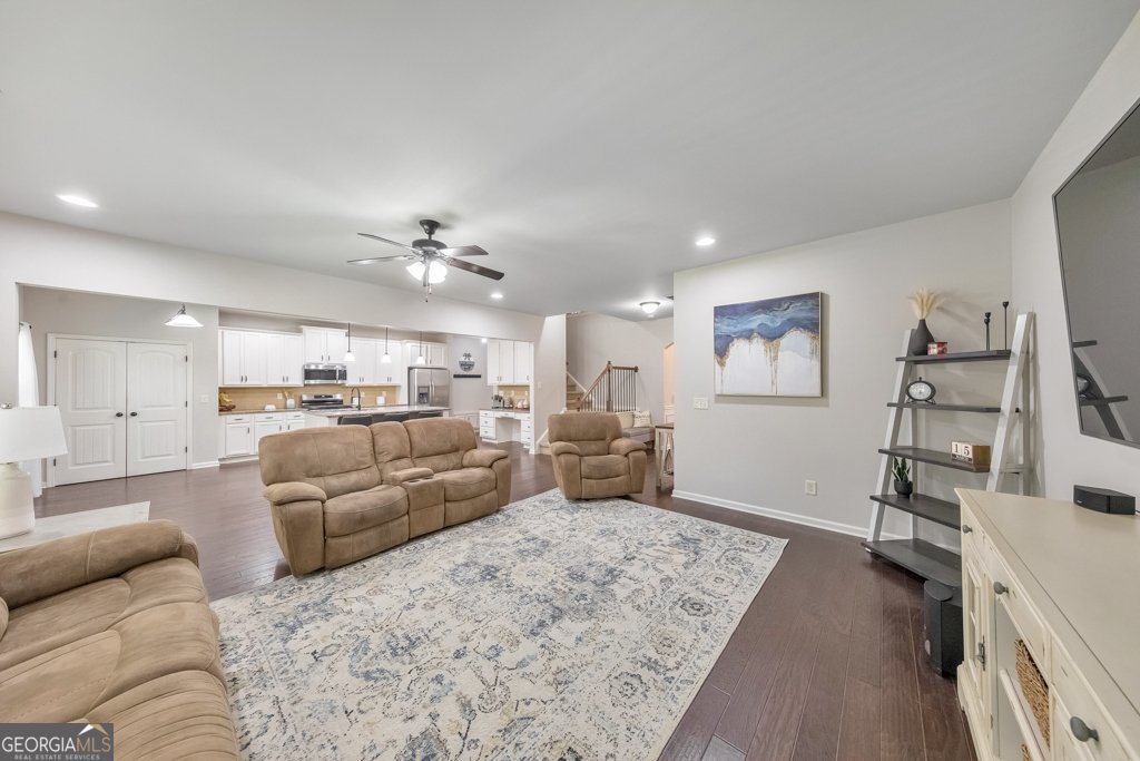 311 Nobleman Way Canton - Photo 8