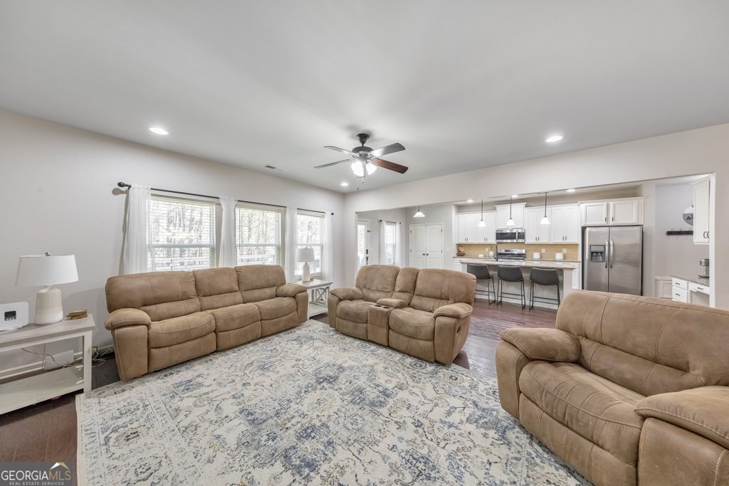 311 Nobleman Way Canton - Photo 9