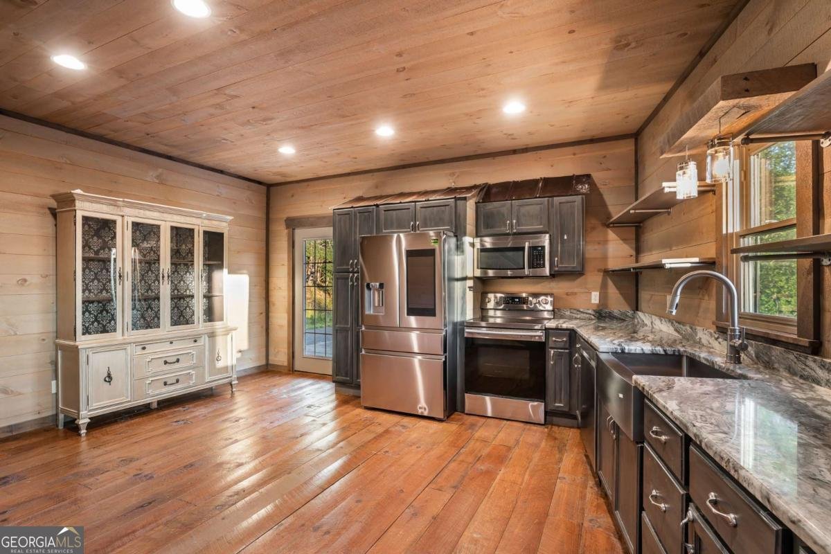 2637 River Road Mineral Bluff - Photo 8