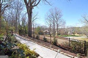 4409 Windsor Oaks Circle Marietta - Photo 13