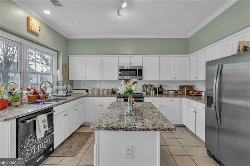 6520 Ganton Drive Johns Creek - Photo 9