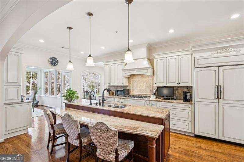 2025 Breckenridge Drive Atlanta - Photo 10