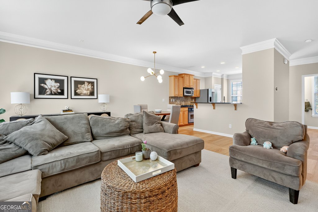 635 Coligny Court Sandy Springs - Photo 9