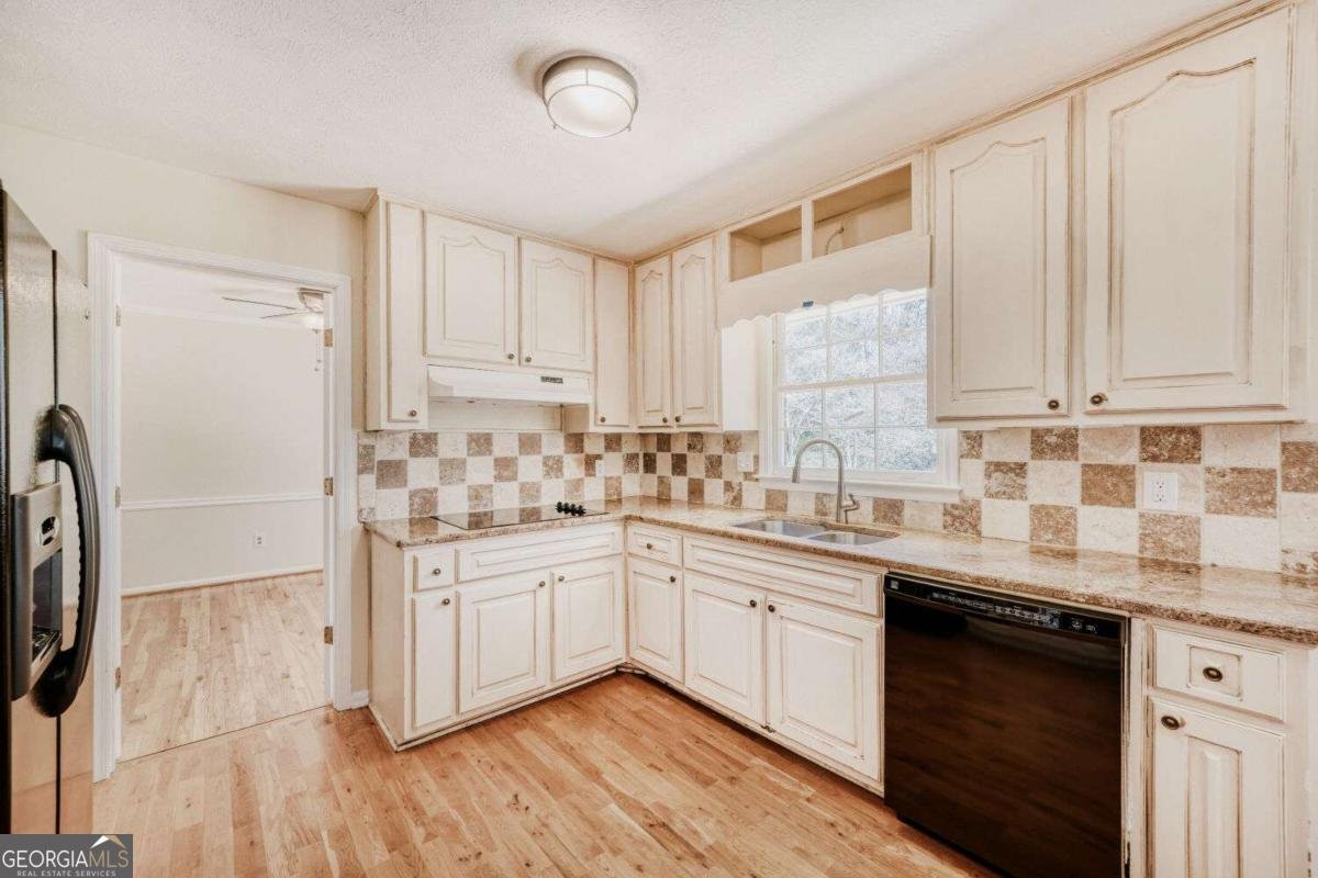 180 Jade Cove Circle Roswell - Photo 16