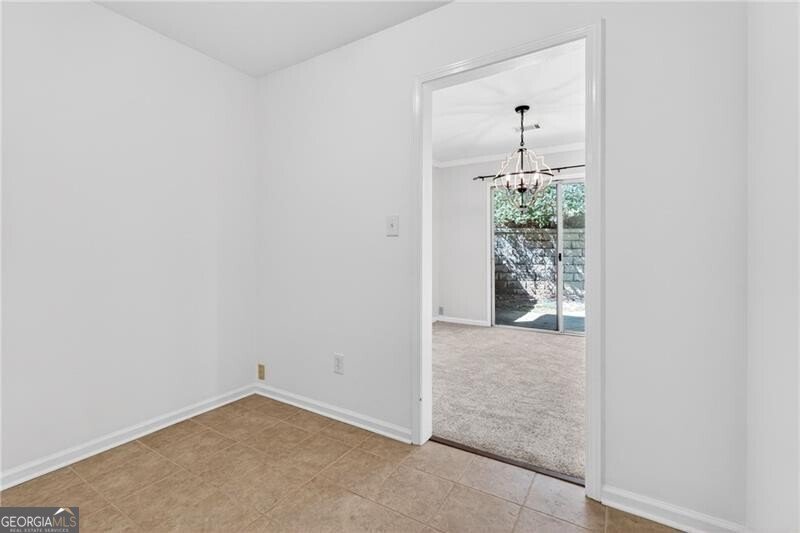 4590 VILLAGE OAKS Circle Dunwoody - Photo 14