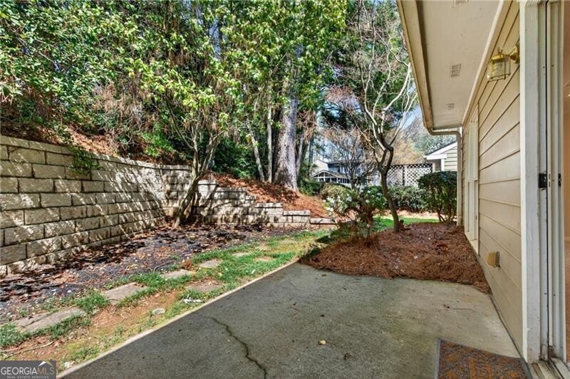 4590 VILLAGE OAKS Circle Dunwoody - Photo 41