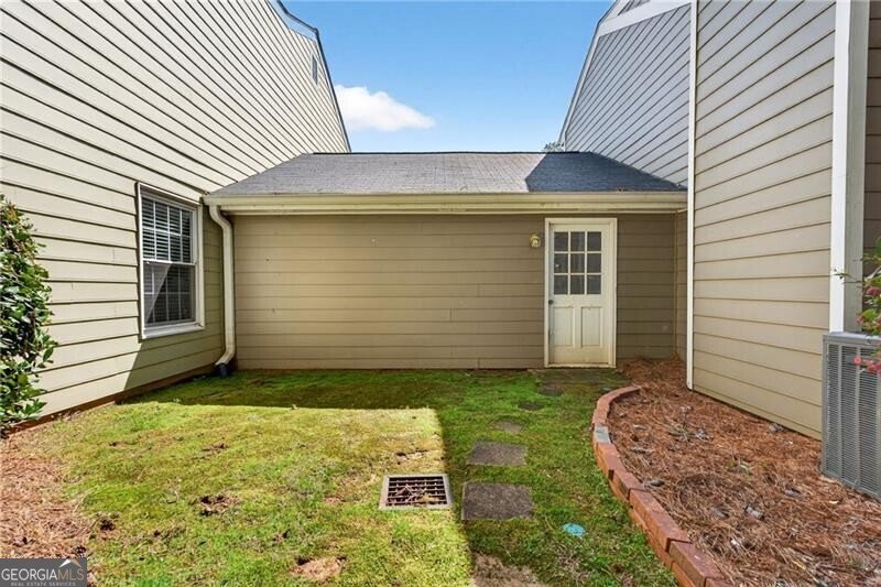 4590 VILLAGE OAKS Circle Dunwoody - Photo 46