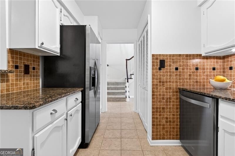 4590 VILLAGE OAKS Circle Dunwoody - Photo 7