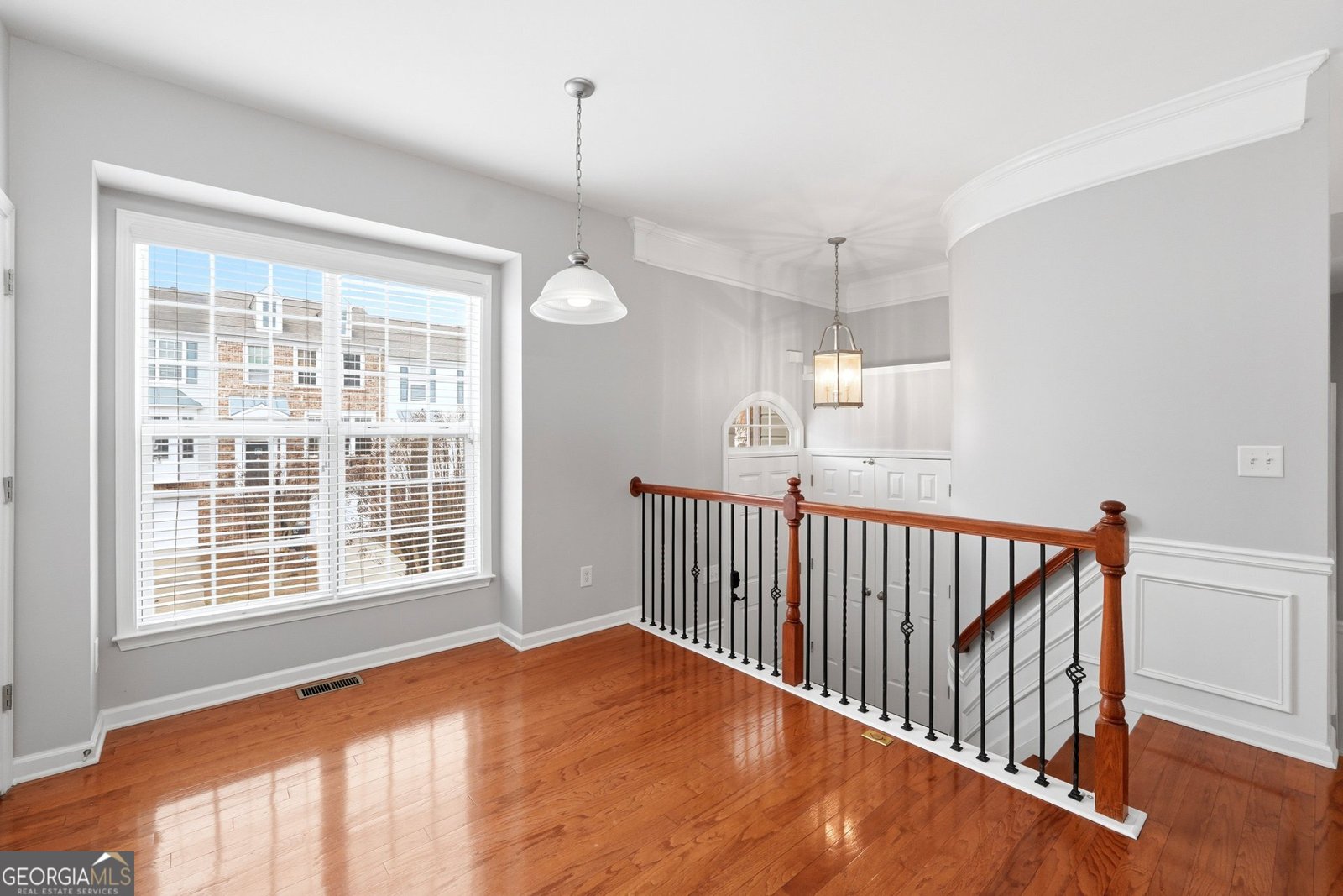 1334 Thornborough Drive Alpharetta - Photo 12