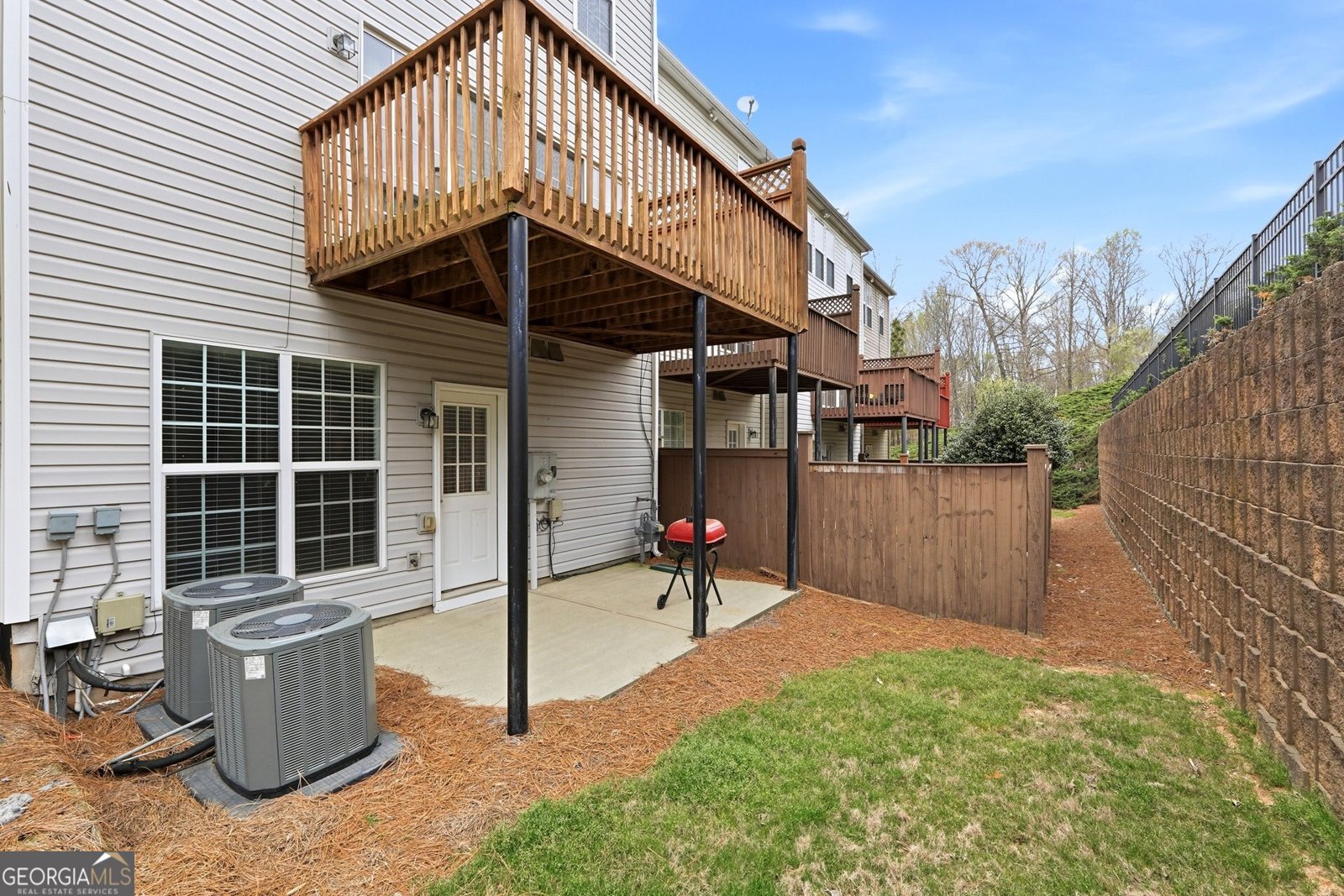 1334 Thornborough Drive Alpharetta - Photo 24