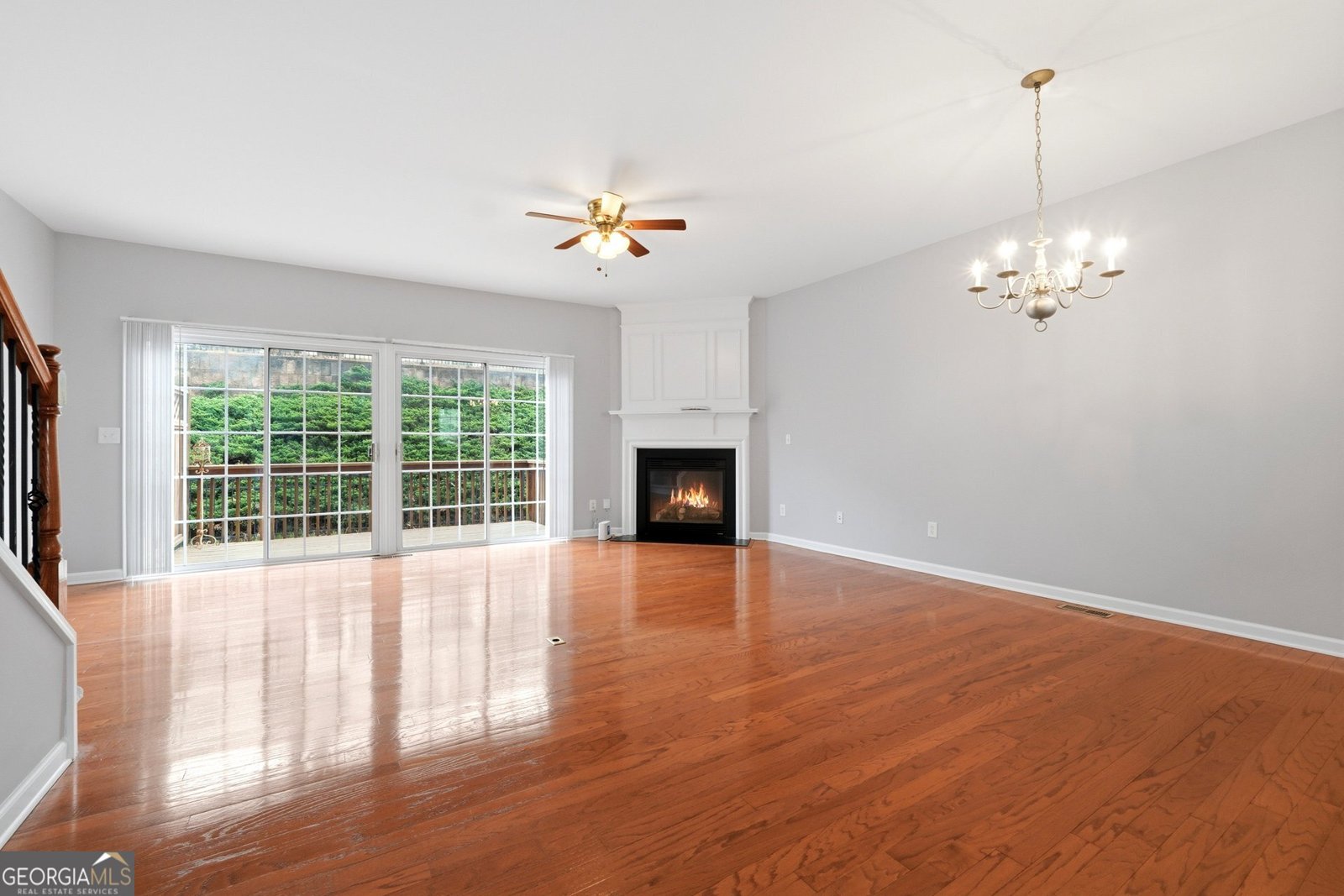 1334 Thornborough Drive Alpharetta - Photo 6
