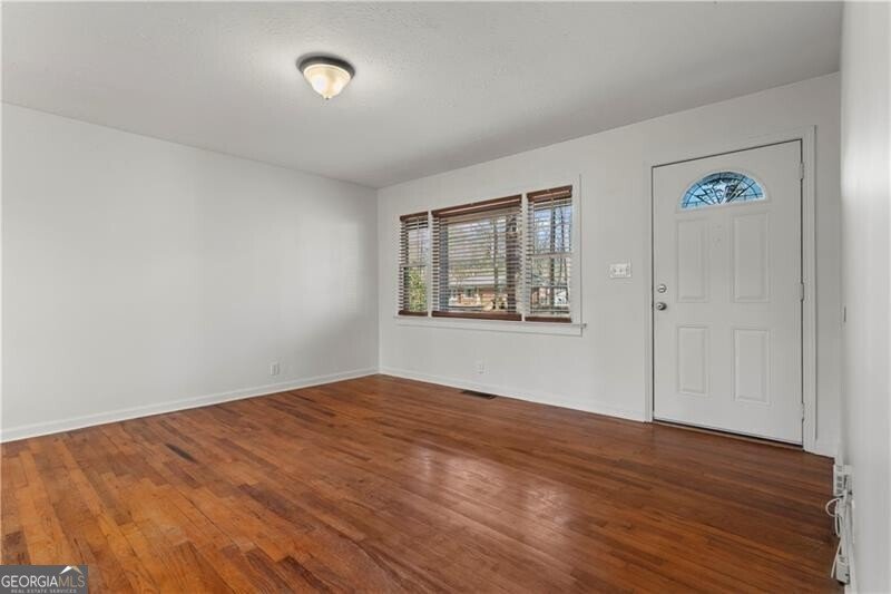 2197 Stockbridge Drive Atlanta - Photo 7