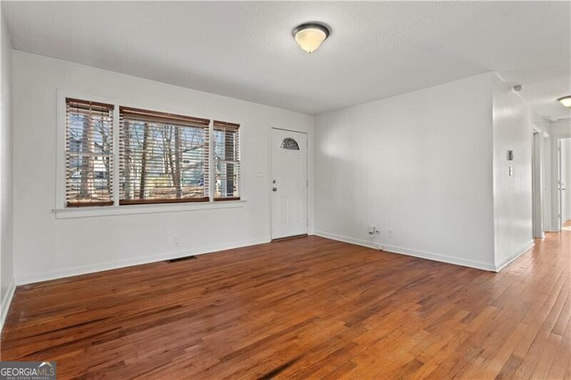 2197 Stockbridge Drive Atlanta - Photo 9