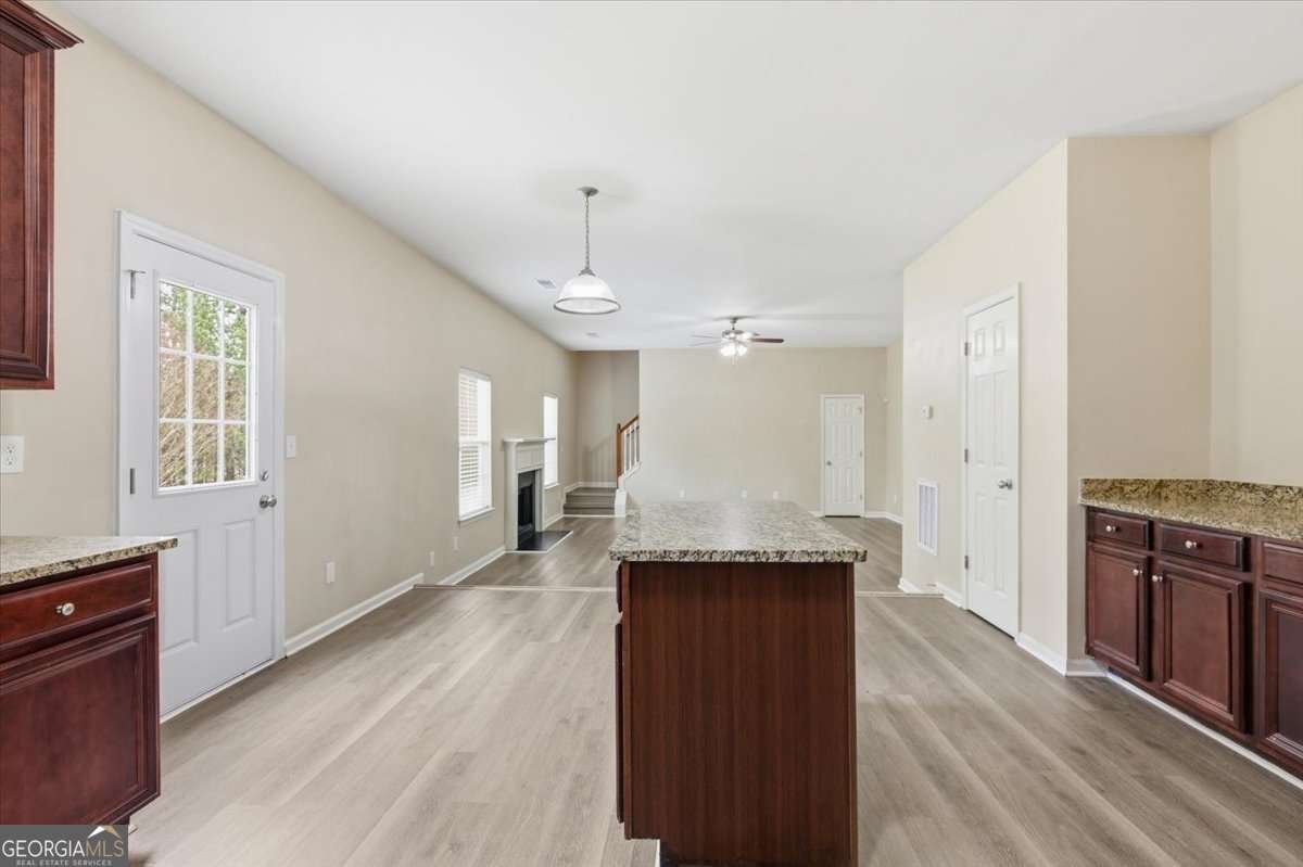 7250 Cavender Drive Atlanta - Photo 13
