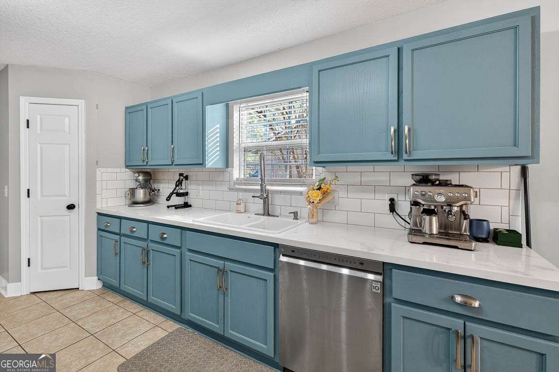 213 Creekwood Drive Kingsland - Photo 10