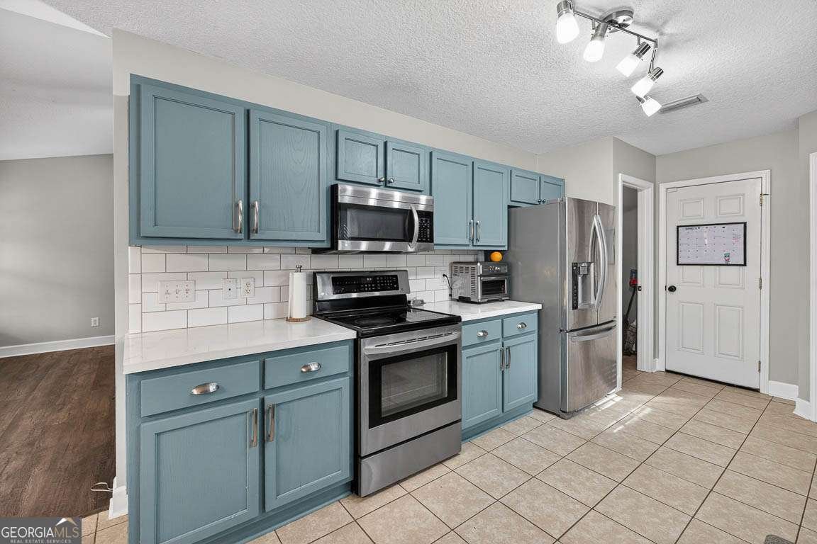 213 Creekwood Drive Kingsland - Photo 11