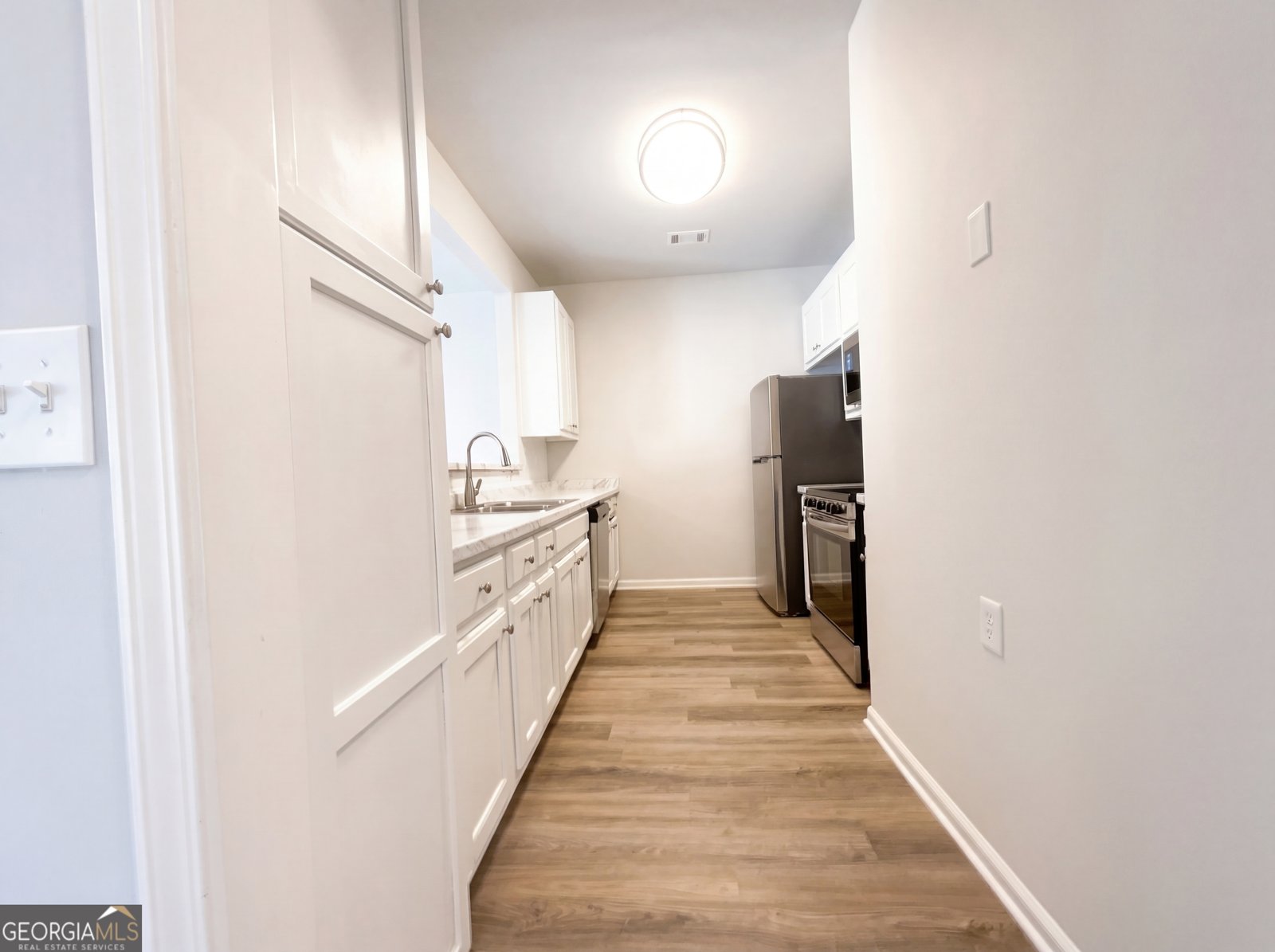 825 Commerce Boulevard Riverdale - Photo 13