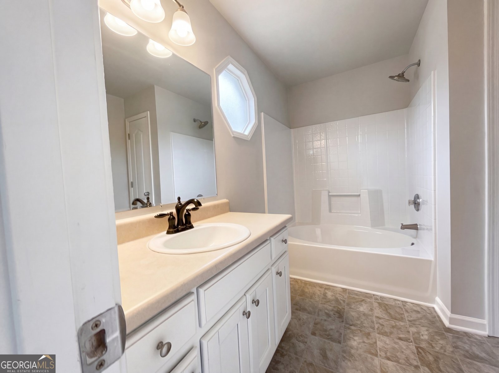 825 Commerce Boulevard Riverdale - Photo 22