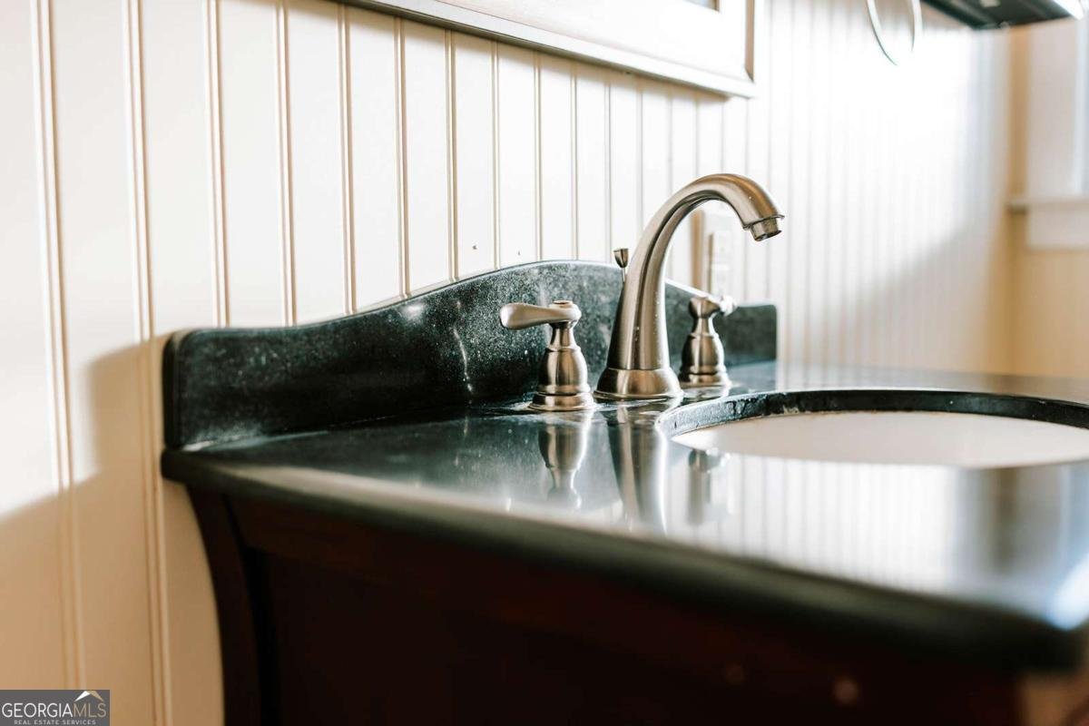 549 Gholston Street Comer - Photo 16