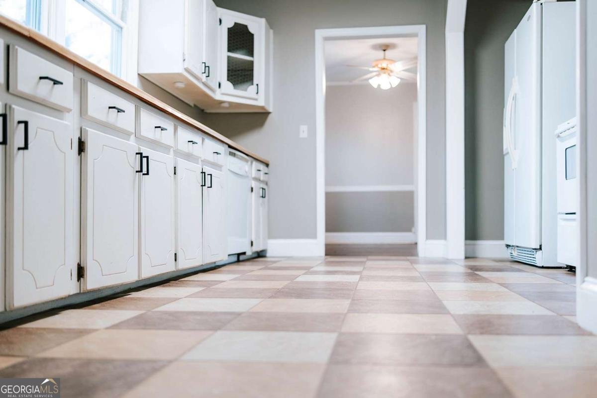 549 Gholston Street Comer - Photo 32