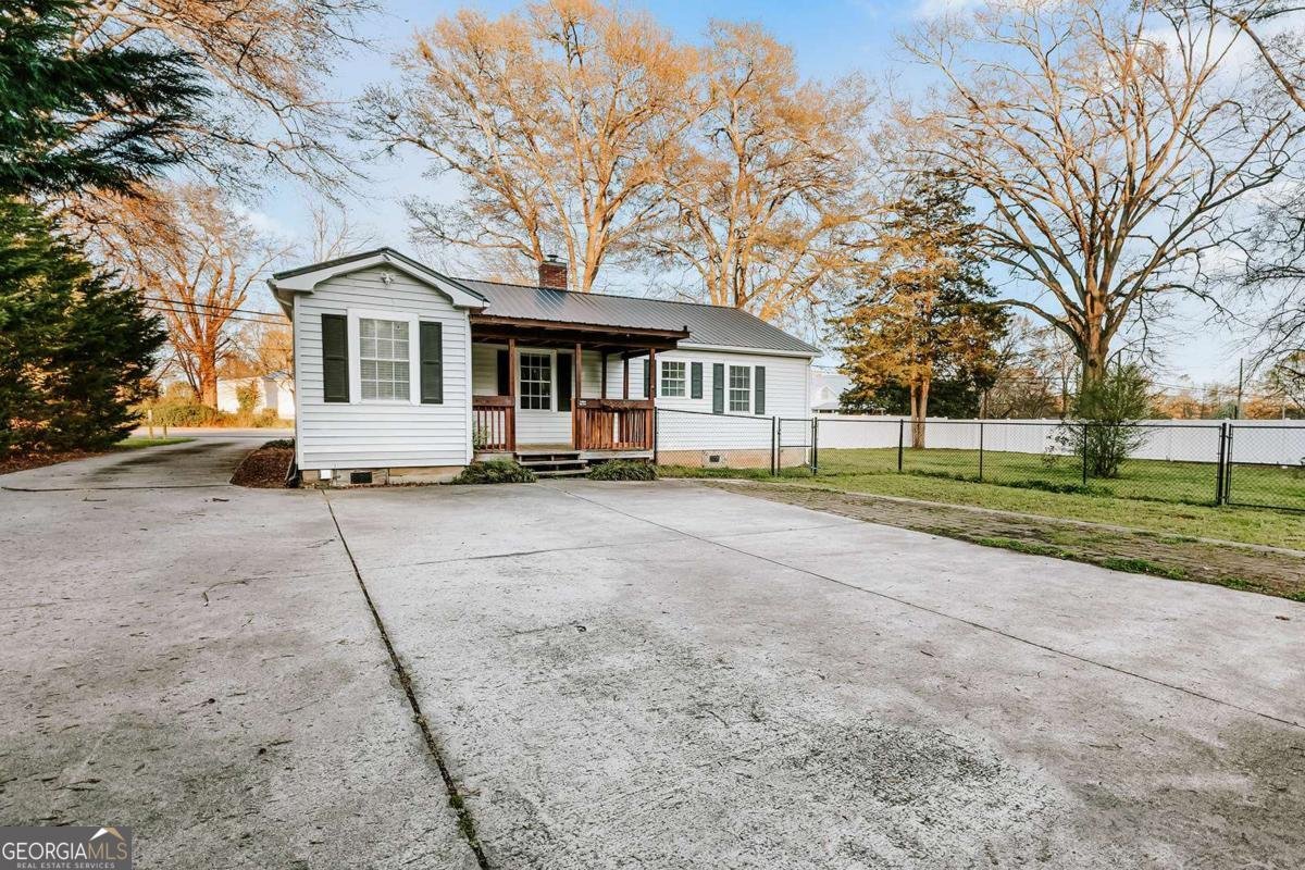 549 Gholston Street Comer - Photo 38