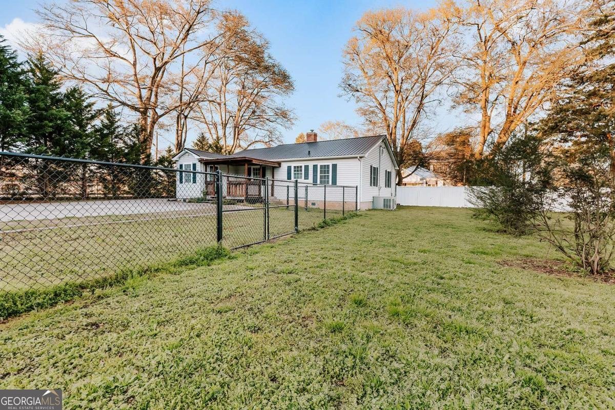 549 Gholston Street Comer - Photo 47