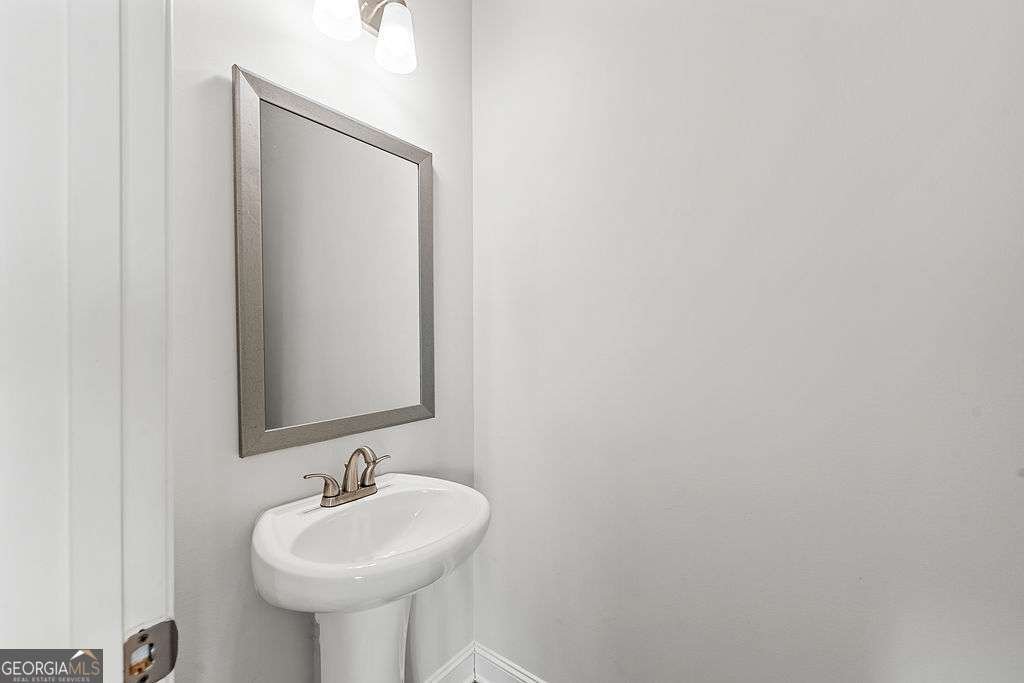 3434 Ivy Farm Path Buford - Photo 9