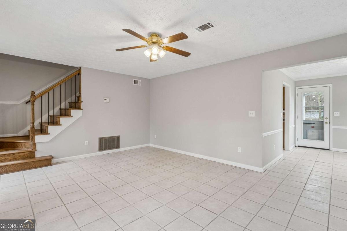 1490 Grayland Hills Drive Lawrenceville - Photo 10