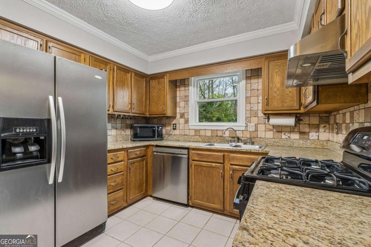 1490 Grayland Hills Drive Lawrenceville - Photo 17