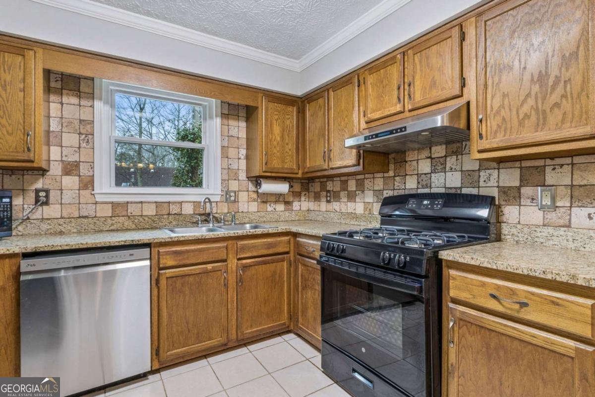 1490 Grayland Hills Drive Lawrenceville - Photo 18