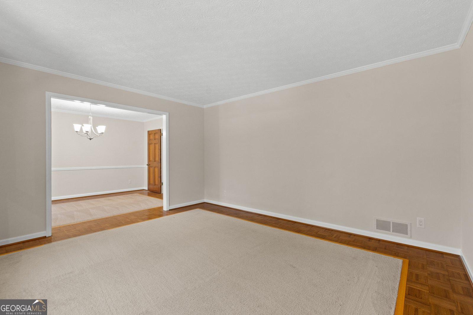 1055 Hunterhill Drive Roswell - Photo 10