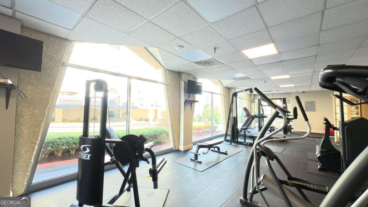 2479 Peachtree Road Atlanta - Photo 63