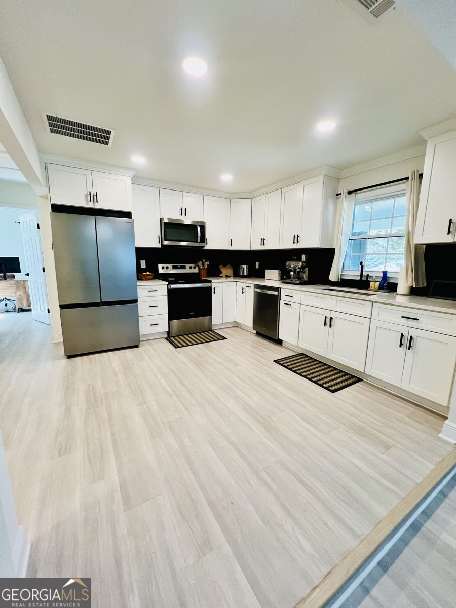 2936 Hall Drive Smyrna - Photo 6