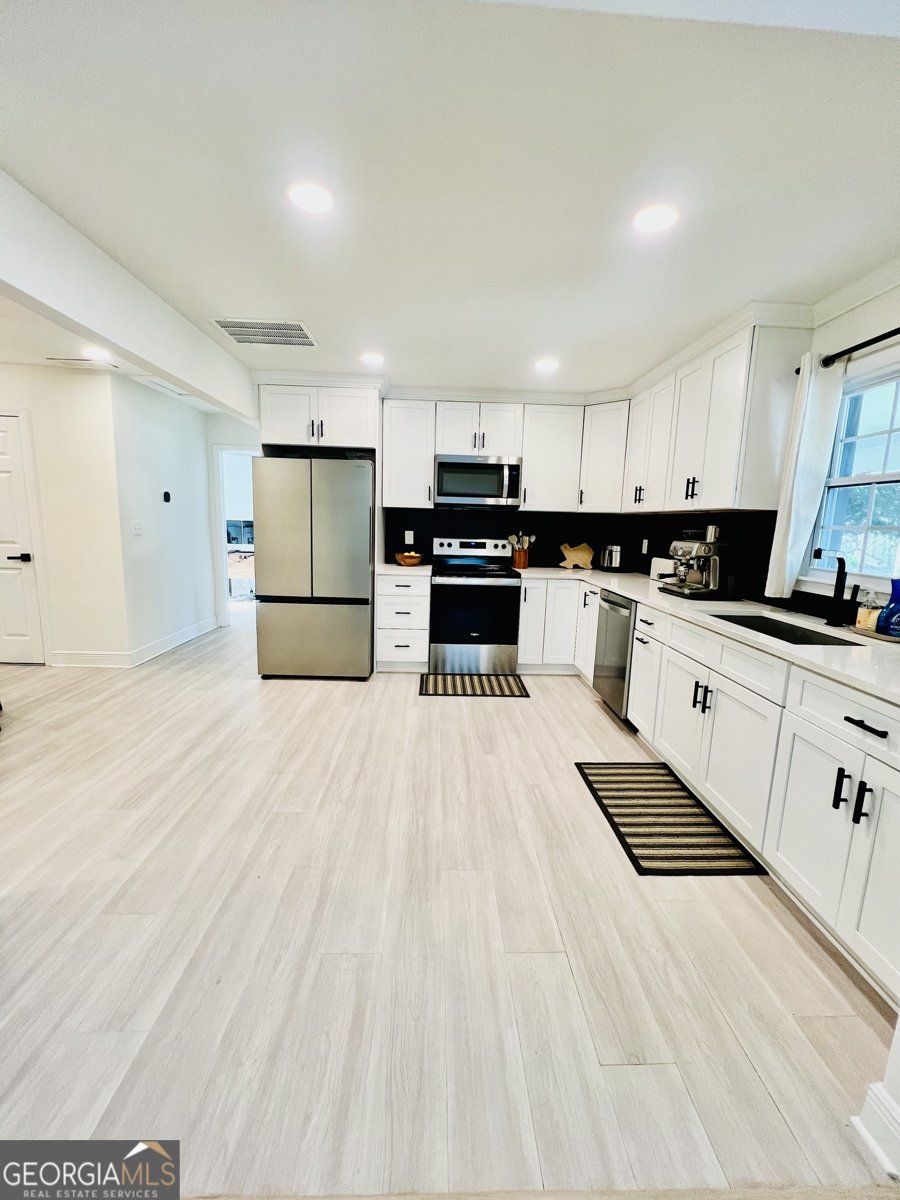 2936 Hall Drive Smyrna - Photo 7