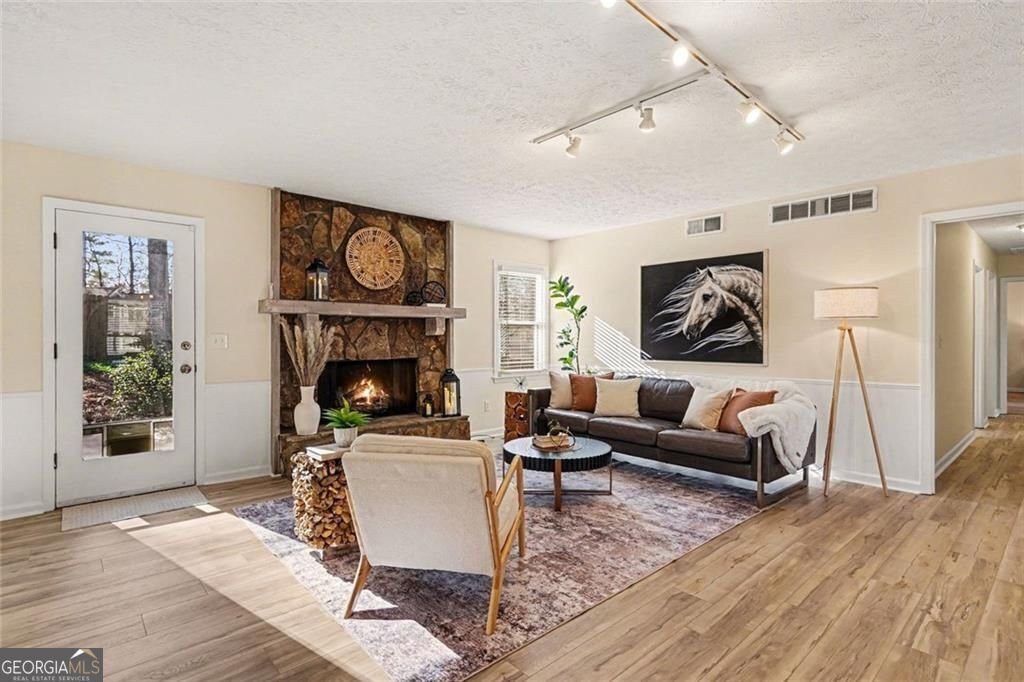 3678 Hembree Lane Marietta - Photo 7