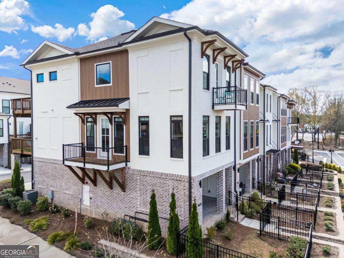 110 Downing Drive Alpharetta - Photo 1