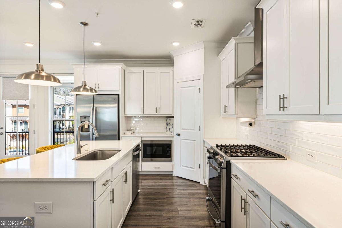 110 Downing Drive Alpharetta - Photo 11