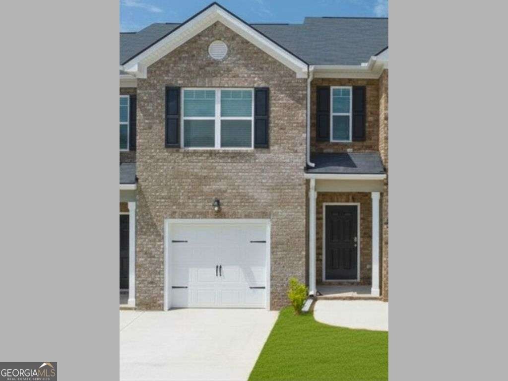 823 Taurus Drive Stockbridge - Photo 1