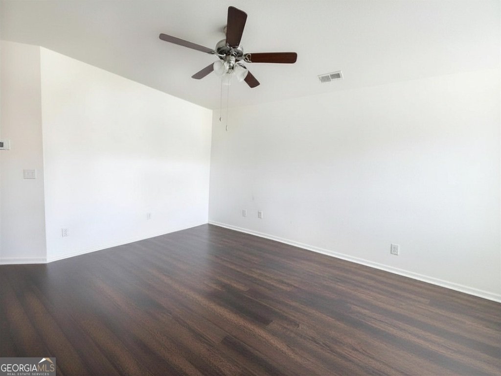 823 Taurus Drive Stockbridge - Photo 10