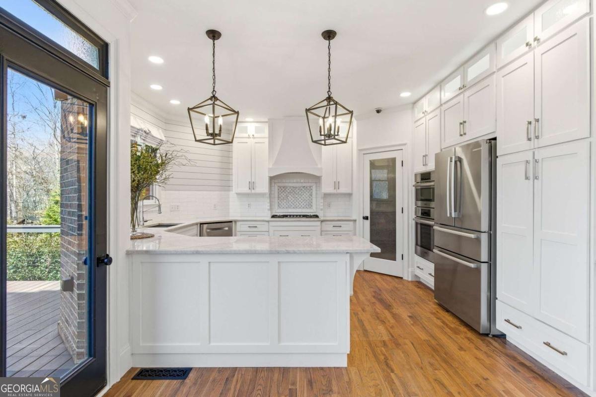 8010 Wakehurst Place Cumming - Photo 18