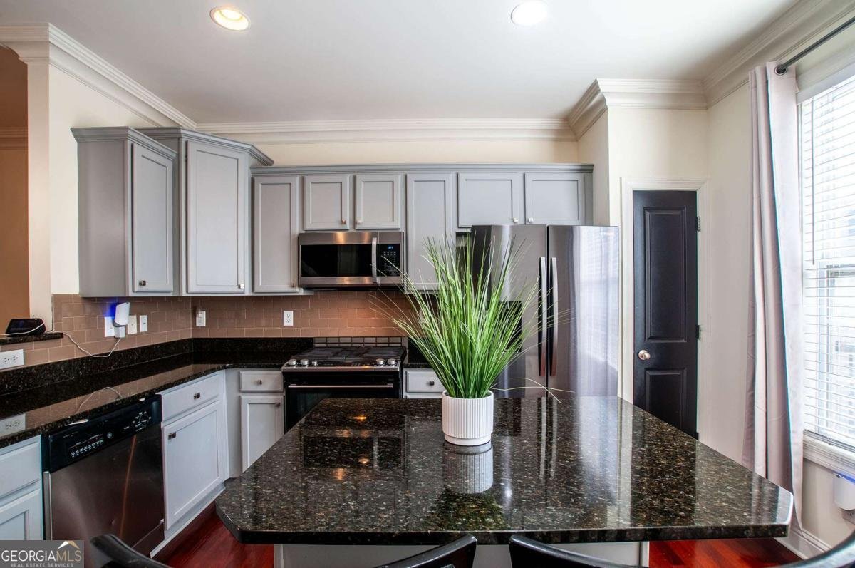 5727 Pine Oak Drive Peachtree Corners - Photo 6