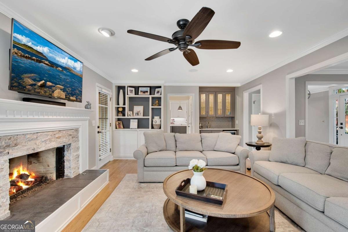 4142 Barberry Drive Roswell - Photo 10