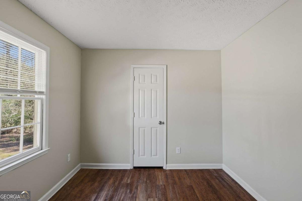 40 Lake Court Stockbridge - Photo 16