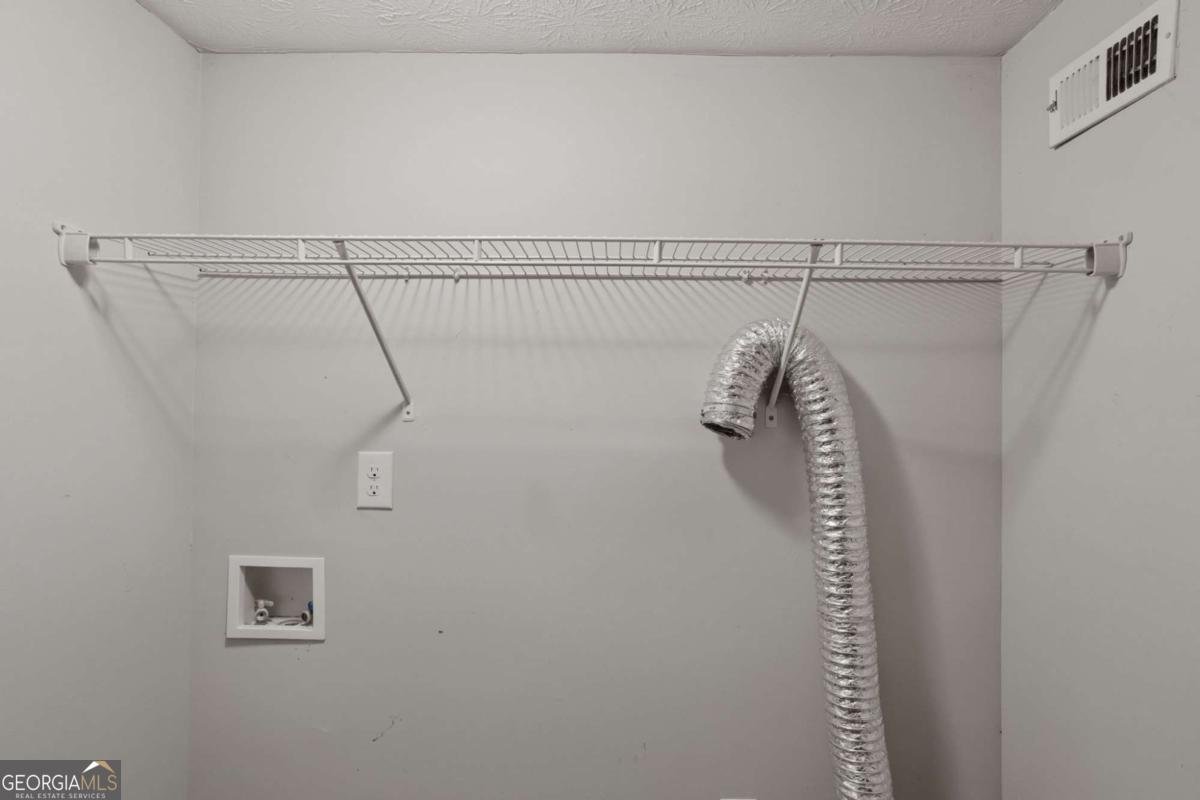 40 Lake Court Stockbridge - Photo 33