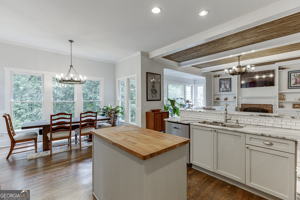 5979 Grand Loop Road Sugar Hill - Photo 13