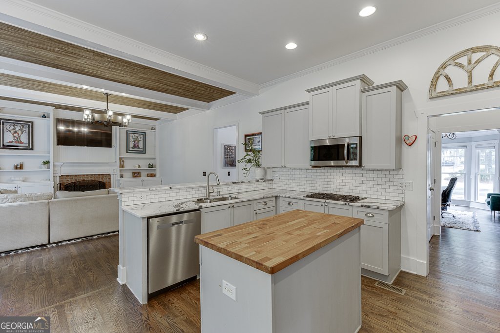 5979 Grand Loop Road Sugar Hill - Photo 15