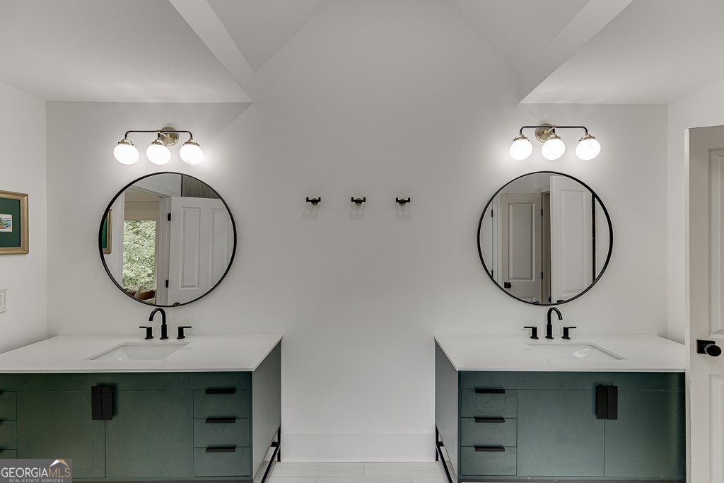 5979 Grand Loop Road Sugar Hill - Photo 37