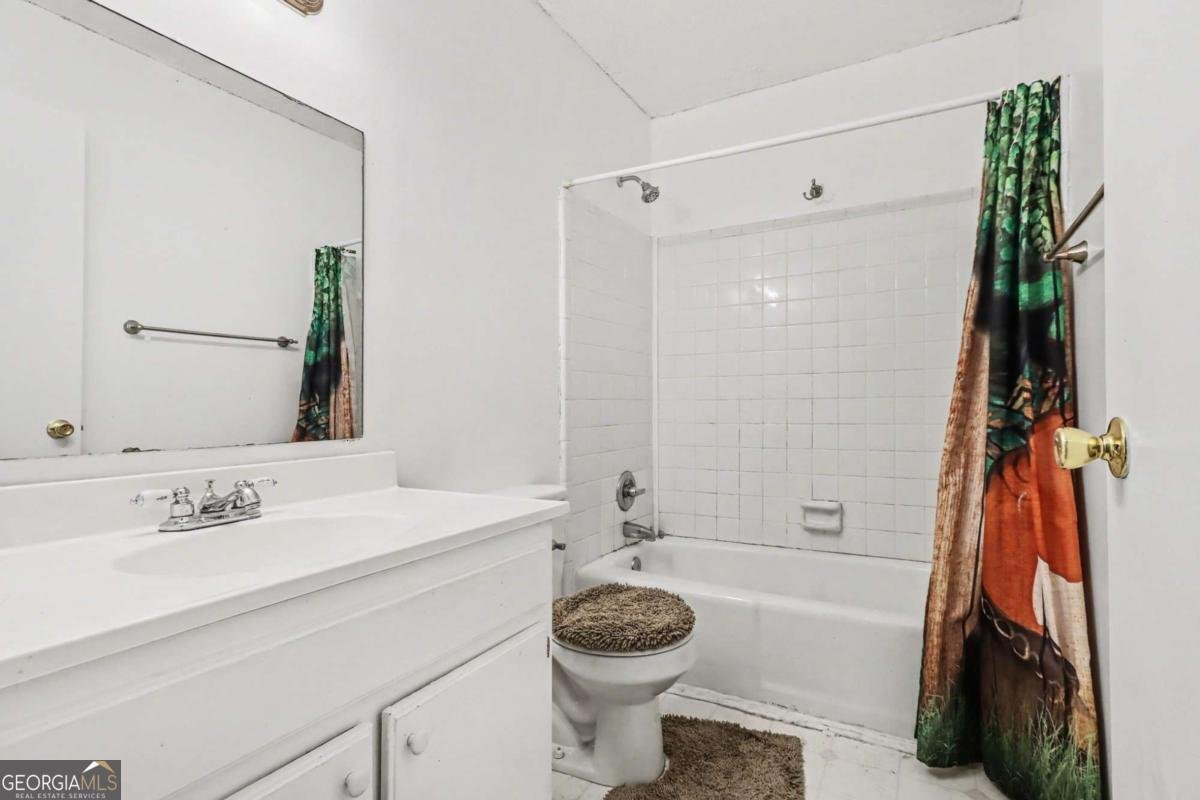 2060 Kings Gate Circle Snellville - Photo 17