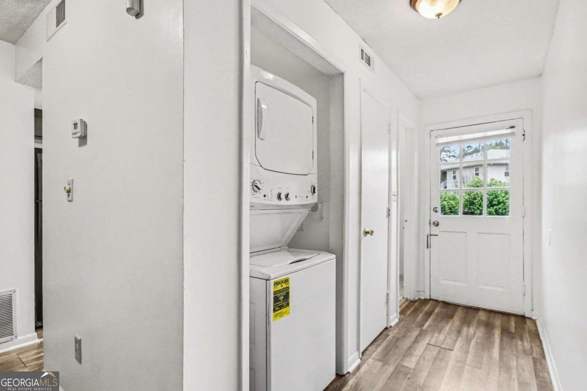 2060 Kings Gate Circle Snellville - Photo 23